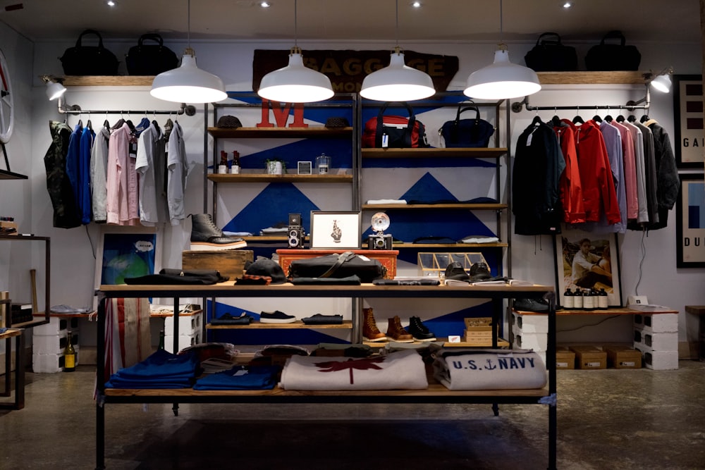 E-COMMERCE SHOP